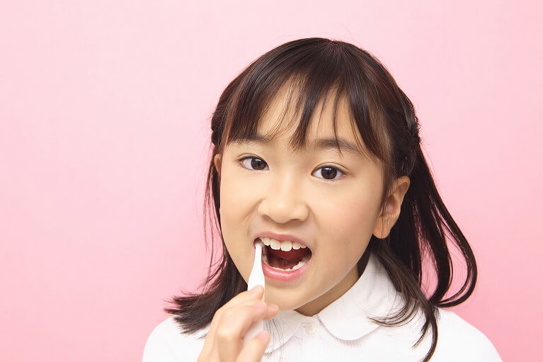お子さまの歯の治療は「練習」から始めます②